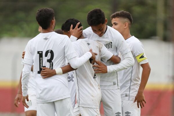 Santos recebe o Ecus no CT Rei Pelé pelo Paulista Sub 11 e Sub 13