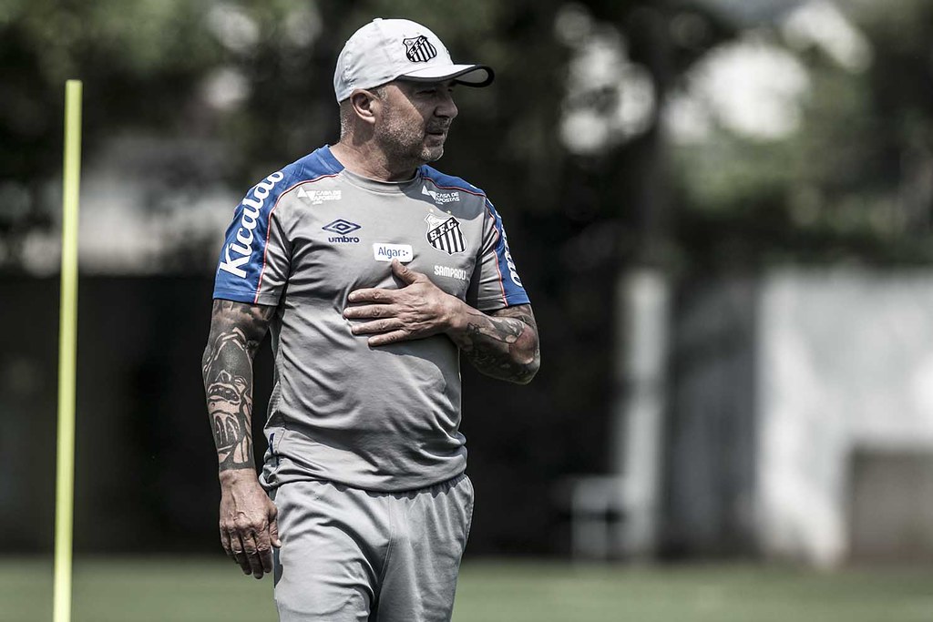 GLORIOSO SANTOS F.C.: Reunião é Tensa E Sampaoli Segue Sem Definir Seu ...