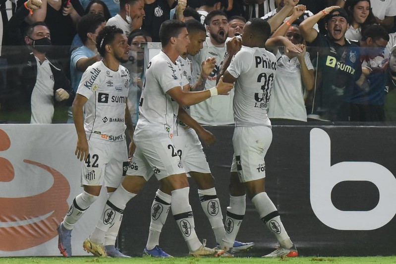 Santos é apenas o 12º em ranking de premiações, em 2022 - Lance!