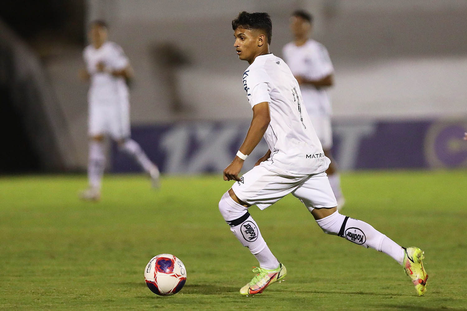 Wesley Patati, Foto: Pedro Ernesto Guerra Azevedo/Santos FC…, Santos  Futebol Clube