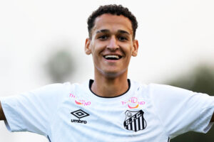 Wesley de saída: Peixe libera jogador para negociar transferência