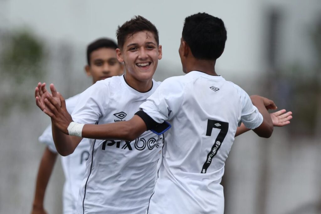 Luca Meirelles comemora boa fase e artilharia no Paulista Sub-15