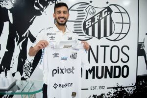 Angulo aguarda liberação do Santos para mudar de clube – Santistas