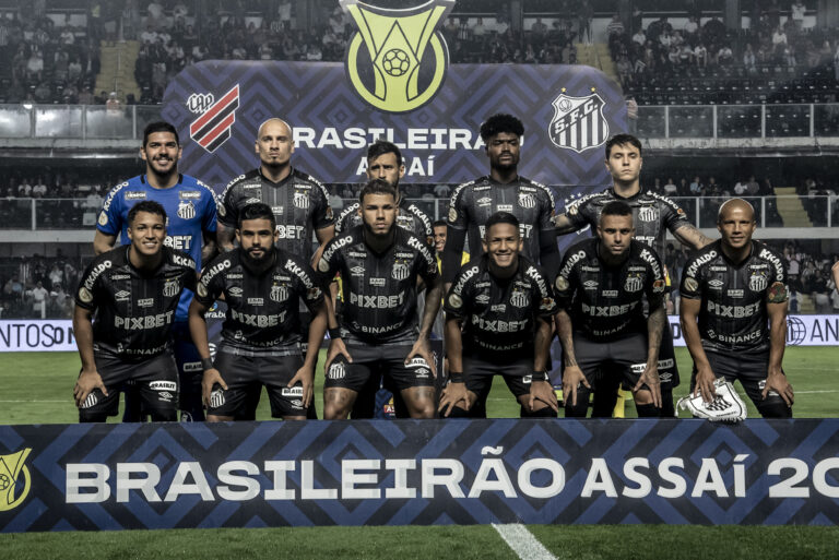 Santos tem dois jogos na Vila Belmiro para definir temporada e planejar