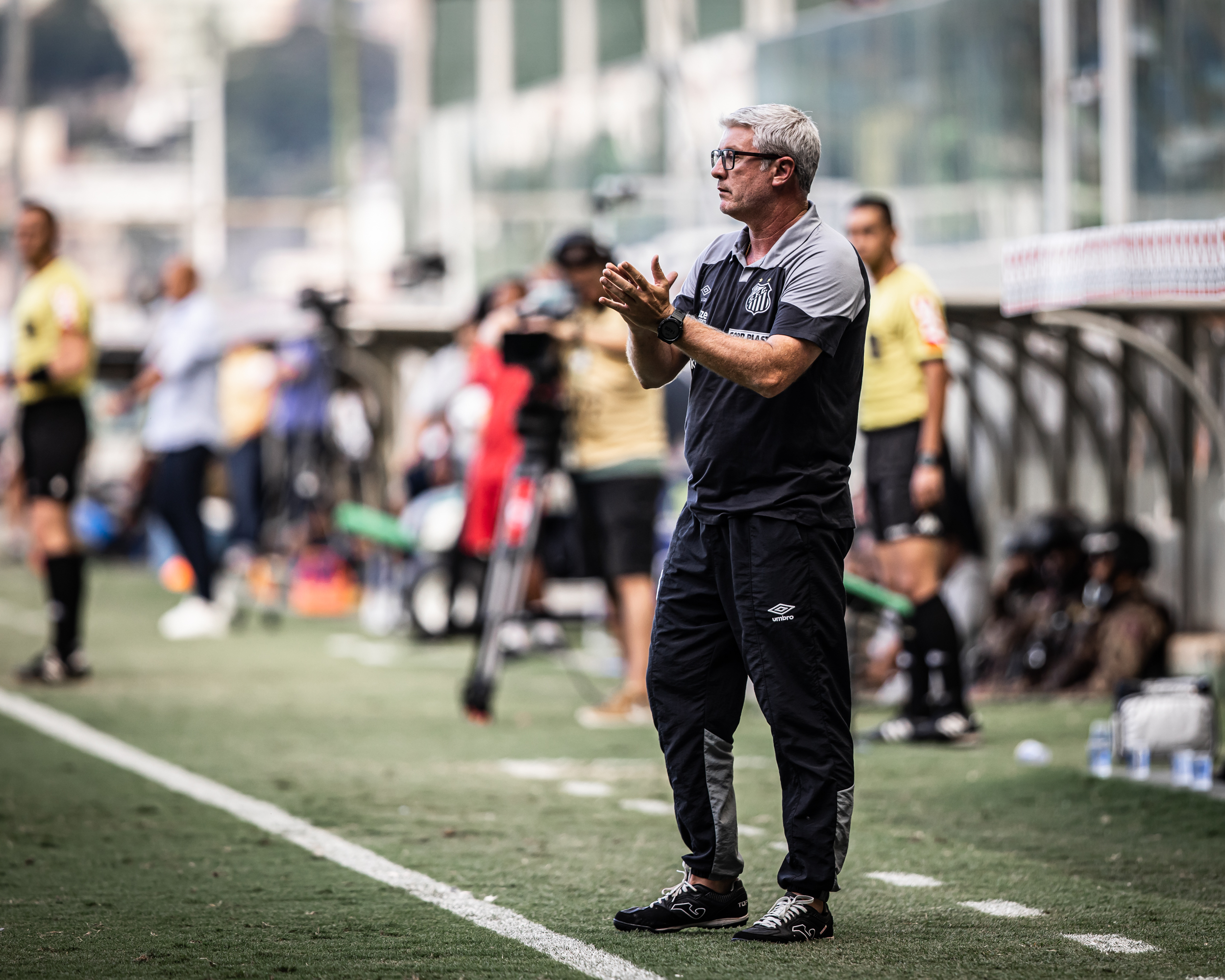 Com todos iguais em número de jogos, brigas no Brasileirão esquentam