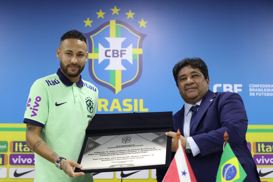 Neymar supera Pelé com gols em jogos da seleção e famosos