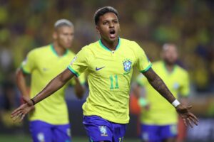 Rodrygo marcou o primeiro gol do Brasil na partida (Crédito: Vitor Silva / CBF)