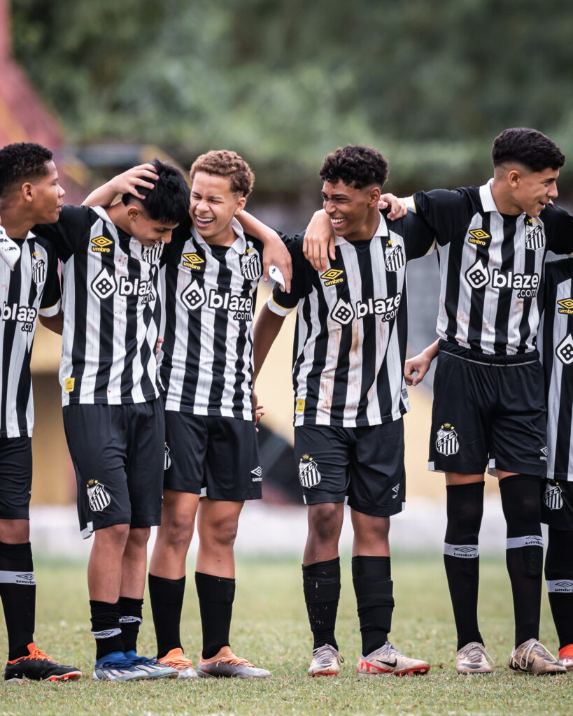 Santos goleia Flamengo-SP e se classifica para as quartas de final do Paulista Sub-14