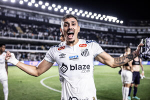 Pituca afirma que atual Santos brigaria por Libertadores se estivesse na Série A