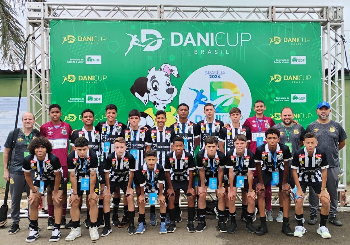 Santos bate Interativo de Manaus nos pênaltis e está na final Série Prata da Dani Cup Sub-14