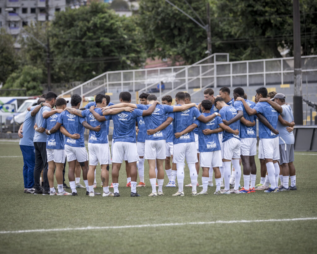 Veja a situação dos contratos dos Meninos da Vila inscritos na Copinha